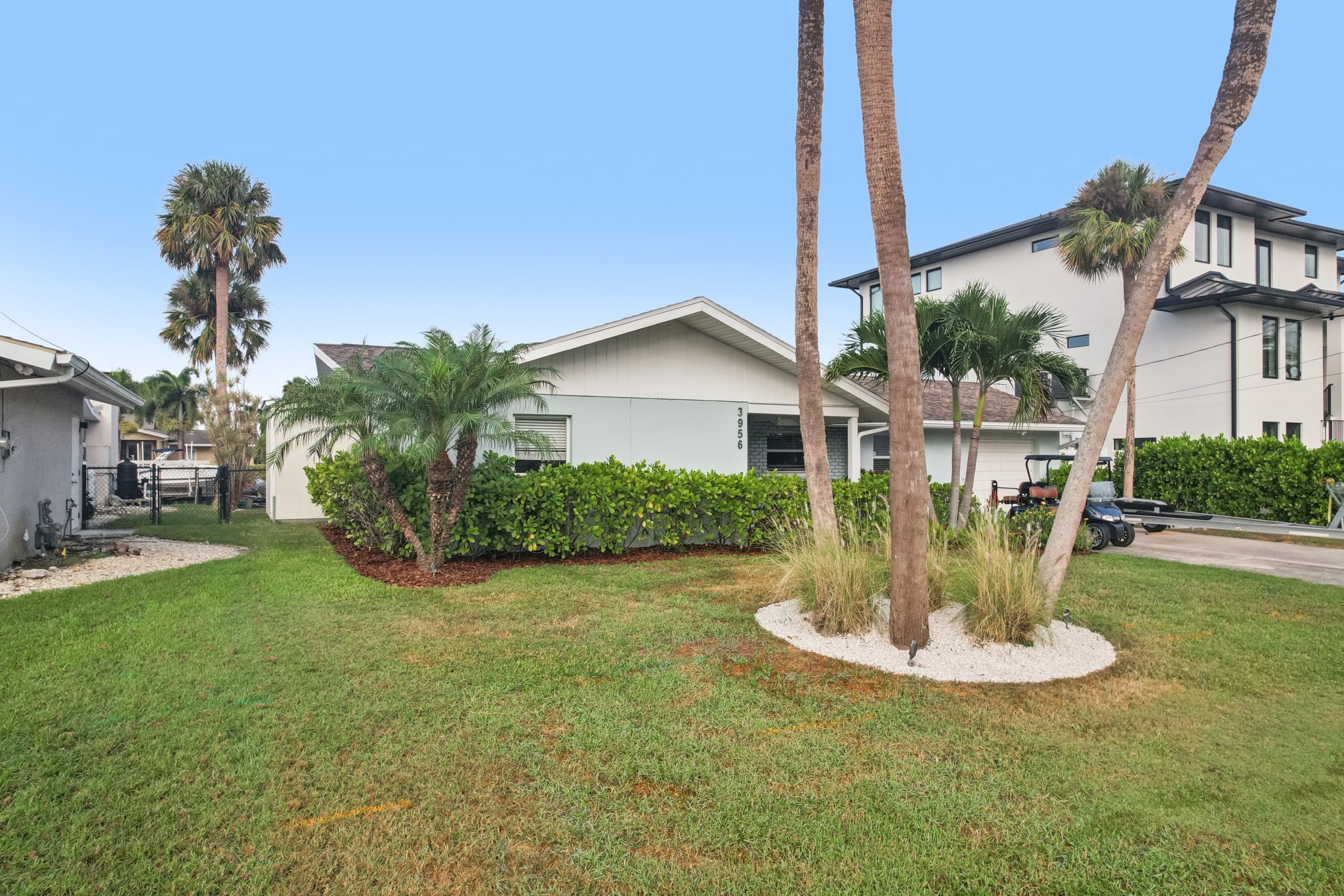 Shore Acres Blvd NE-S2310-052.jpg