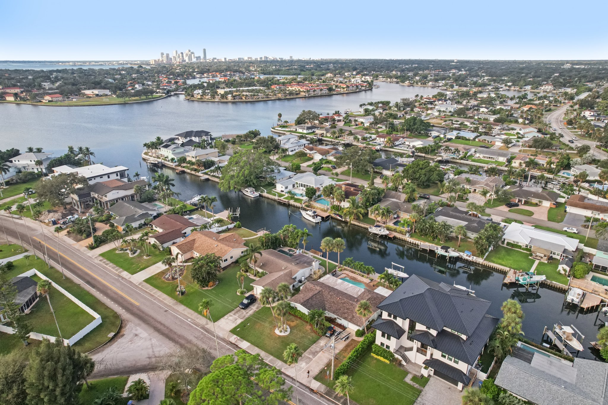 Shore Acres Blvd NE-S2310-057.jpg