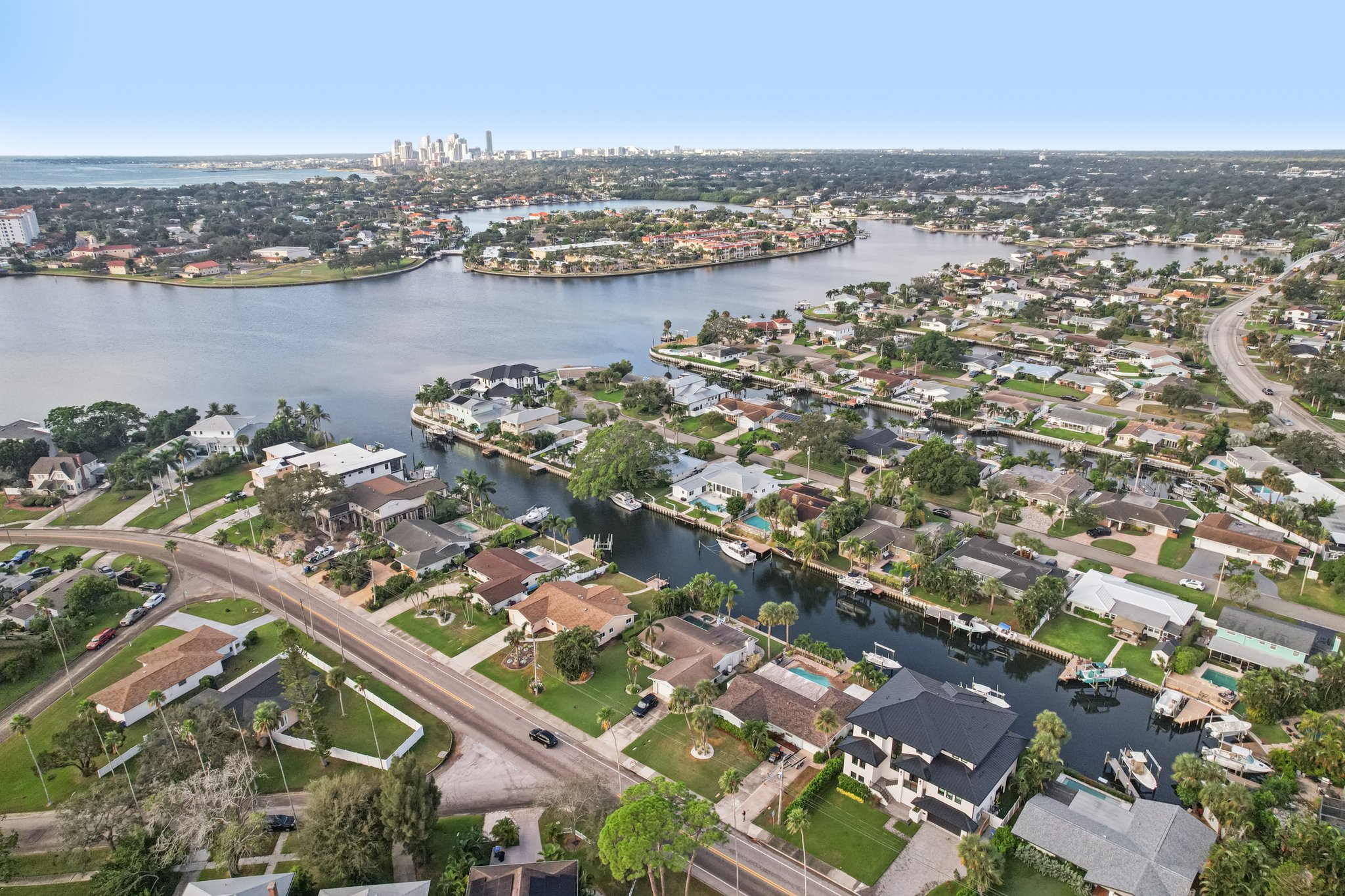 Shore Acres Blvd NE-S2310-058.jpg
