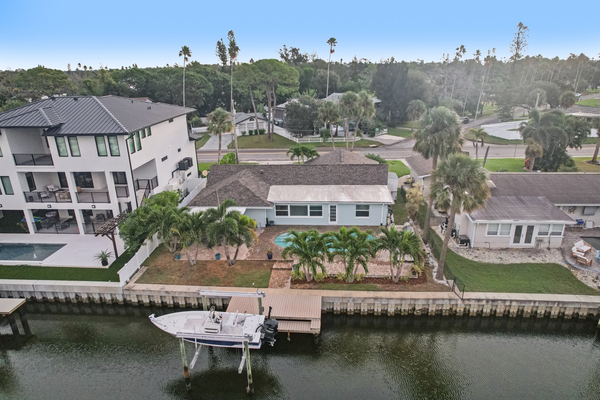 Shore Acres Blvd NE-S2310-072.jpg