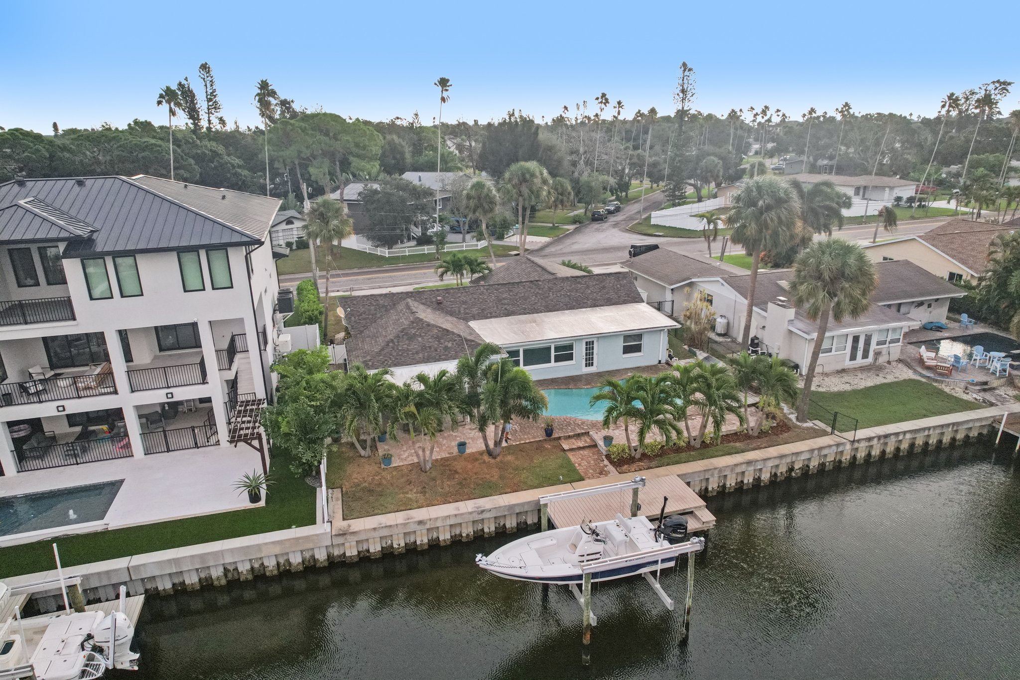 Shore Acres Blvd NE-S2310-073.jpg