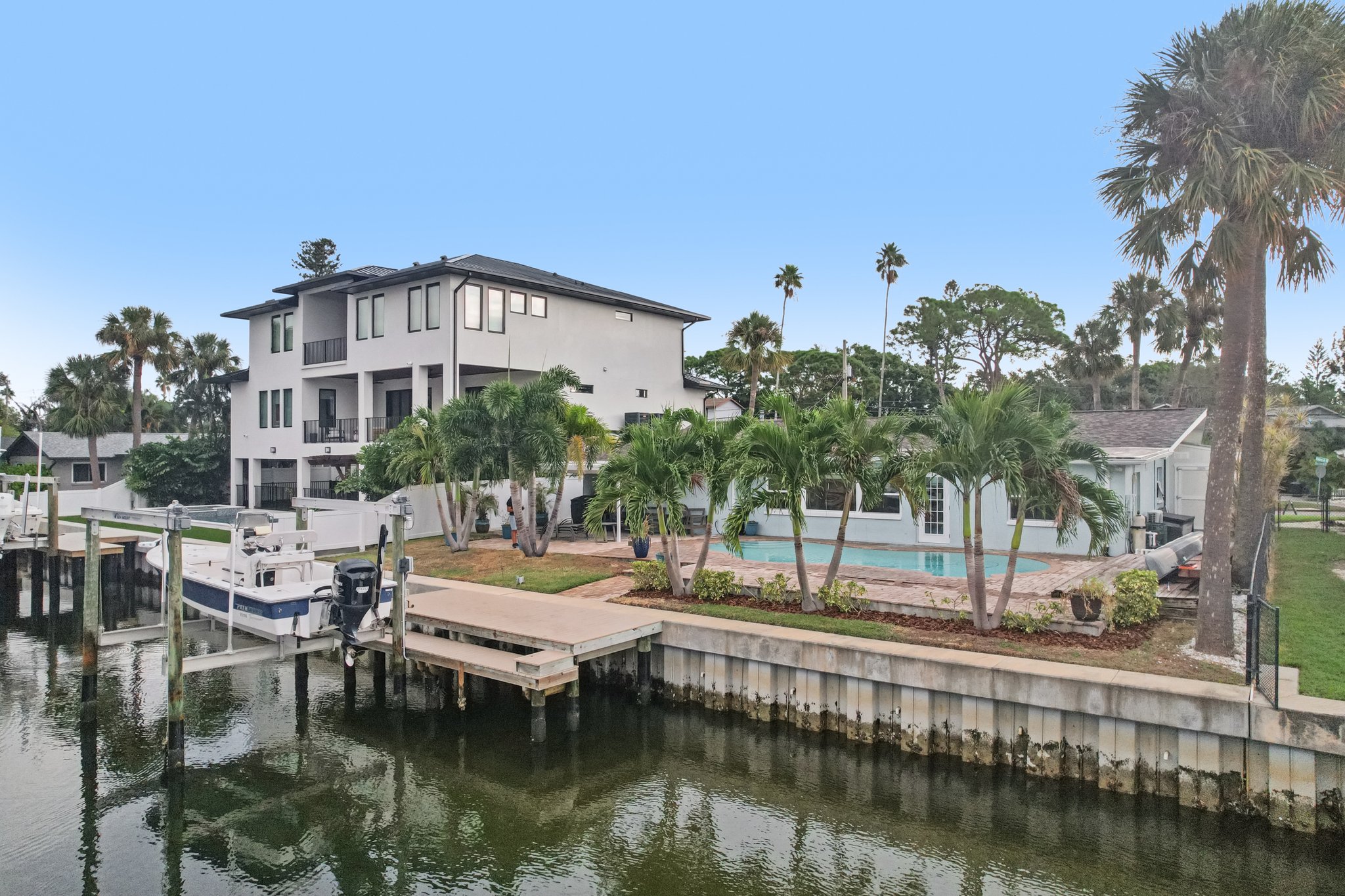Shore Acres Blvd NE-S2310-079.jpg