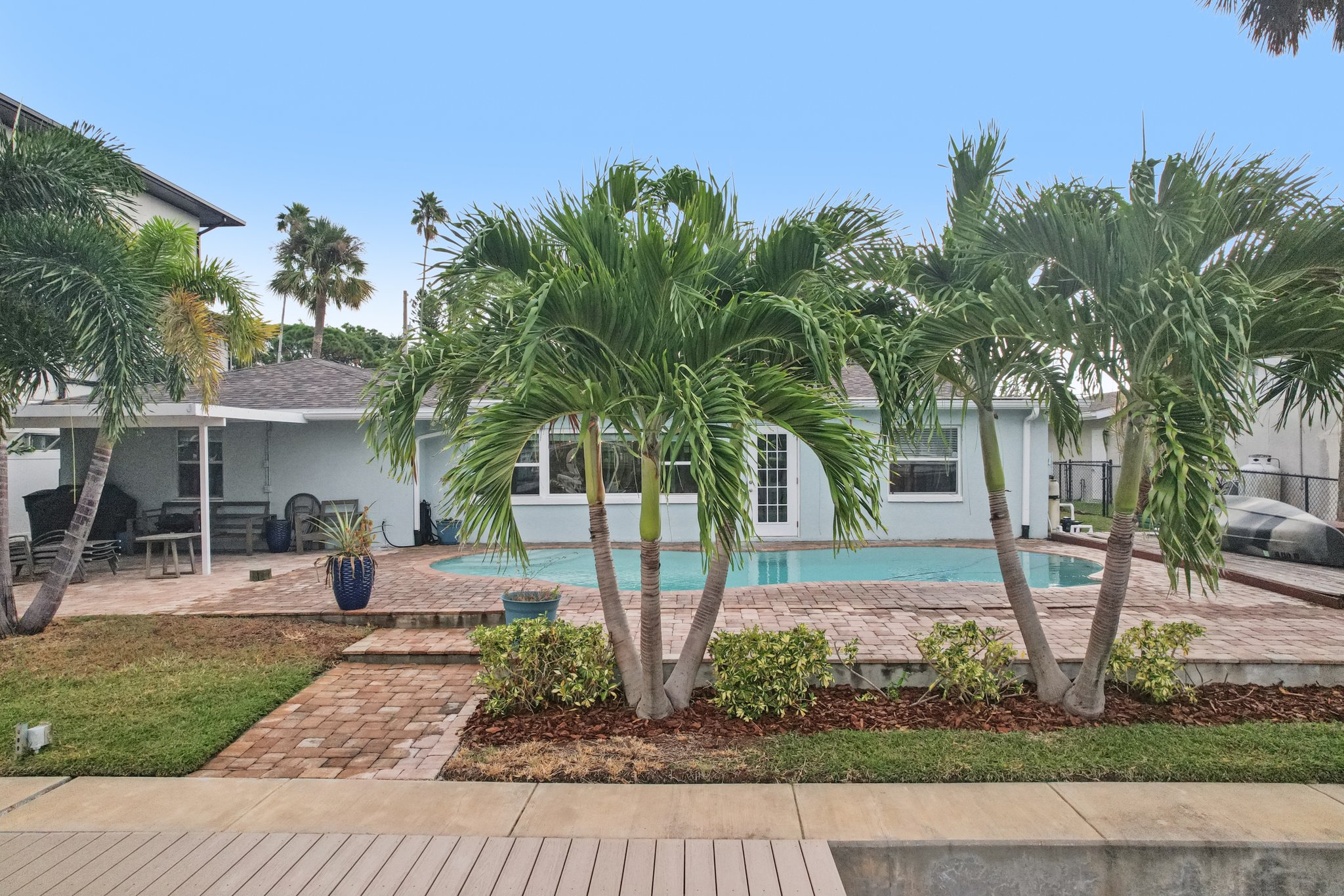 Shore Acres Blvd NE-S2310-081.jpg