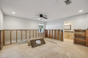 Shore Acres Blvd NE-S2310-016.jpg