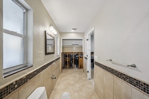 Shore Acres Blvd NE-S2310-021.jpg