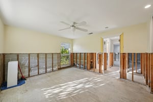 Shore Acres Blvd NE-S2310-036.jpg