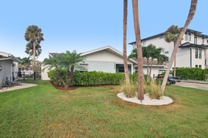 Shore Acres Blvd NE-S2310-052.jpg