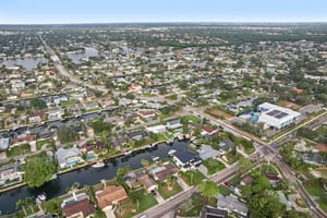 Shore Acres Blvd NE-S2310-062.jpg