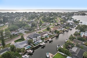 Shore Acres Blvd NE-S2310-067.jpg