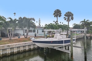Shore Acres Blvd NE-S2310-076.jpg
