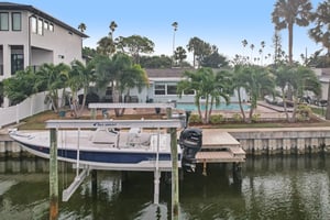Shore Acres Blvd NE-S2310-077.jpg
