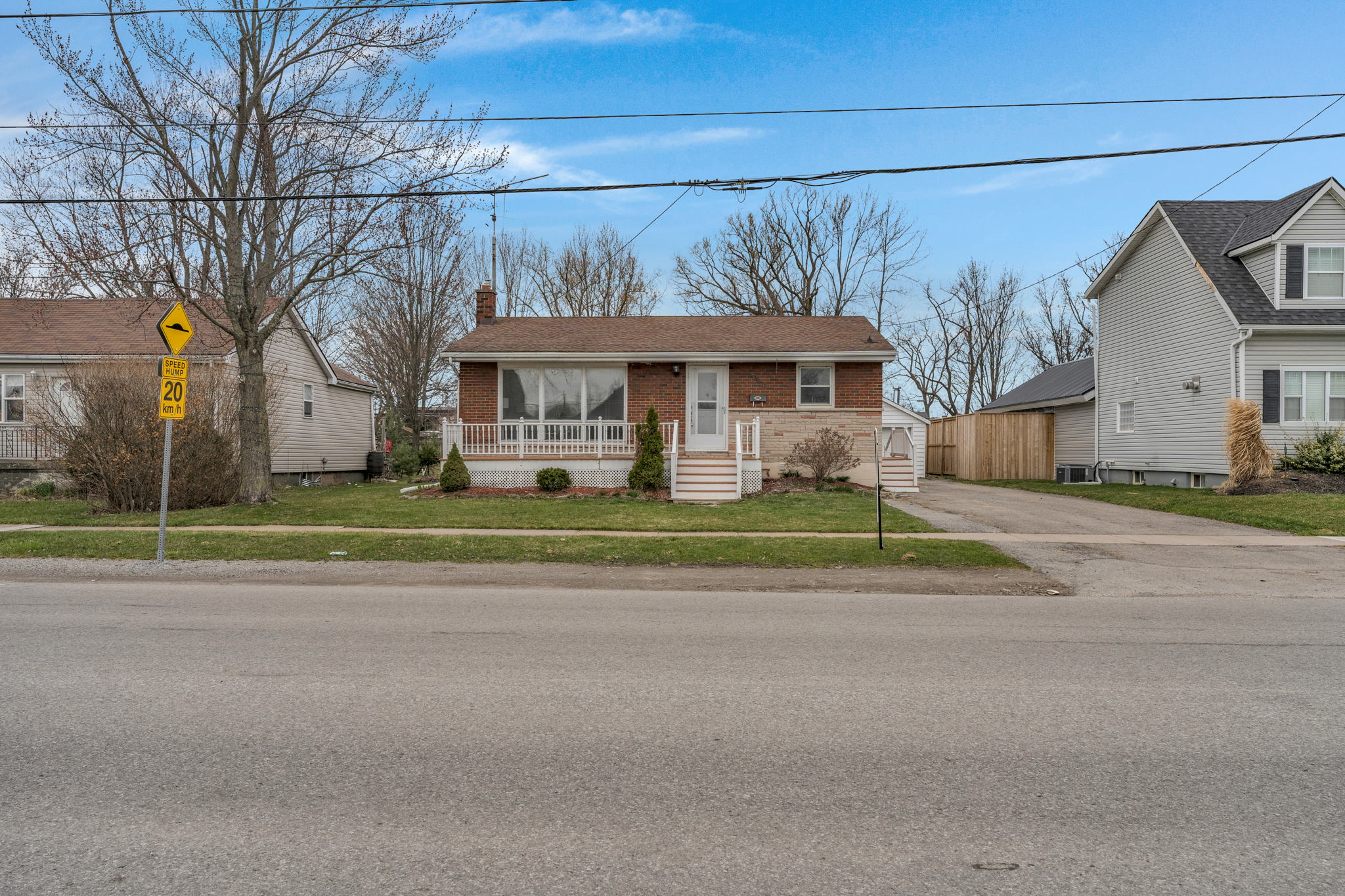 3959 Welland St, Niagara Falls, ON L2G 6J6, Canada Photo 56