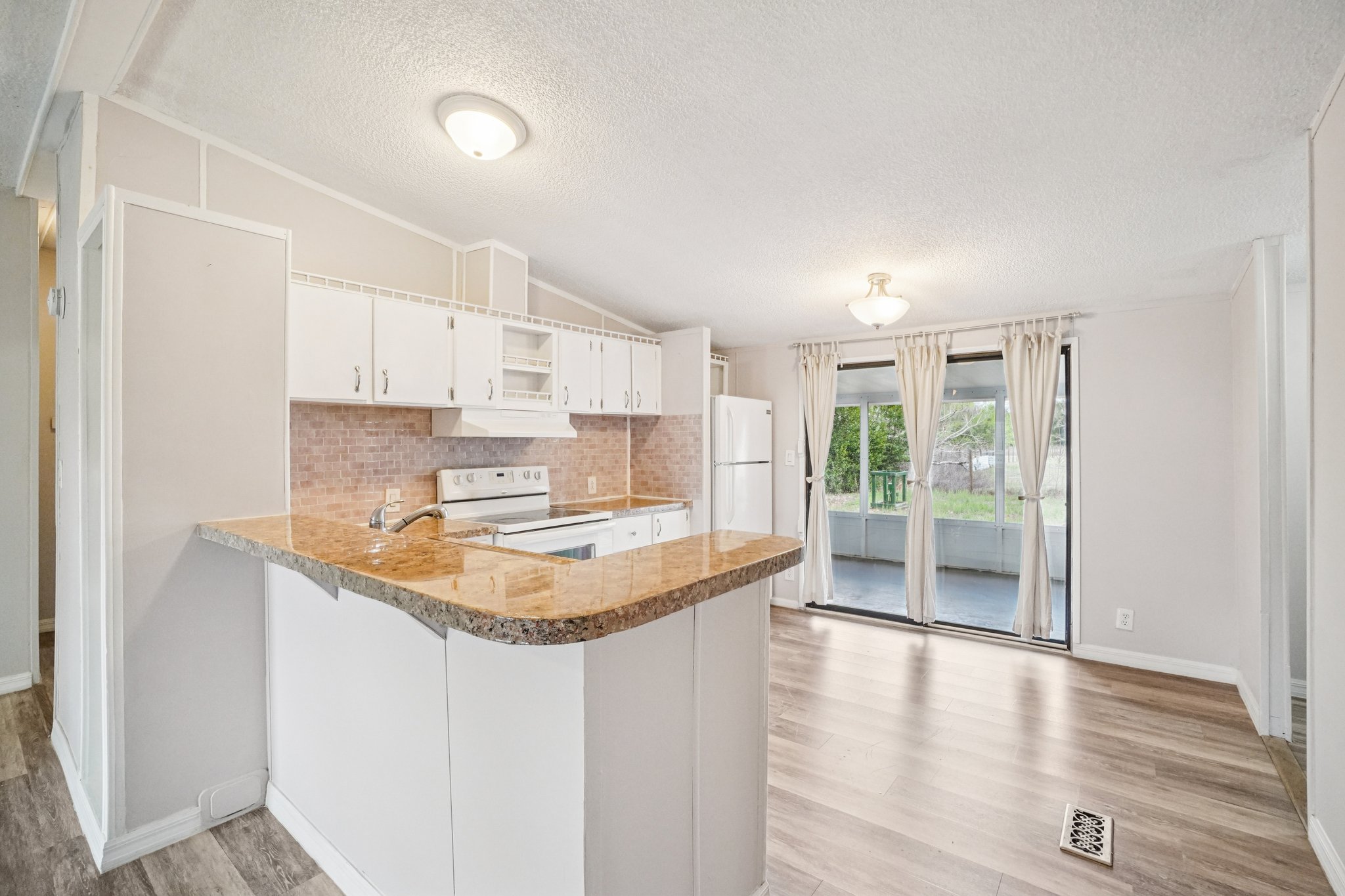 Korbus Rd-S0303-011.jpg