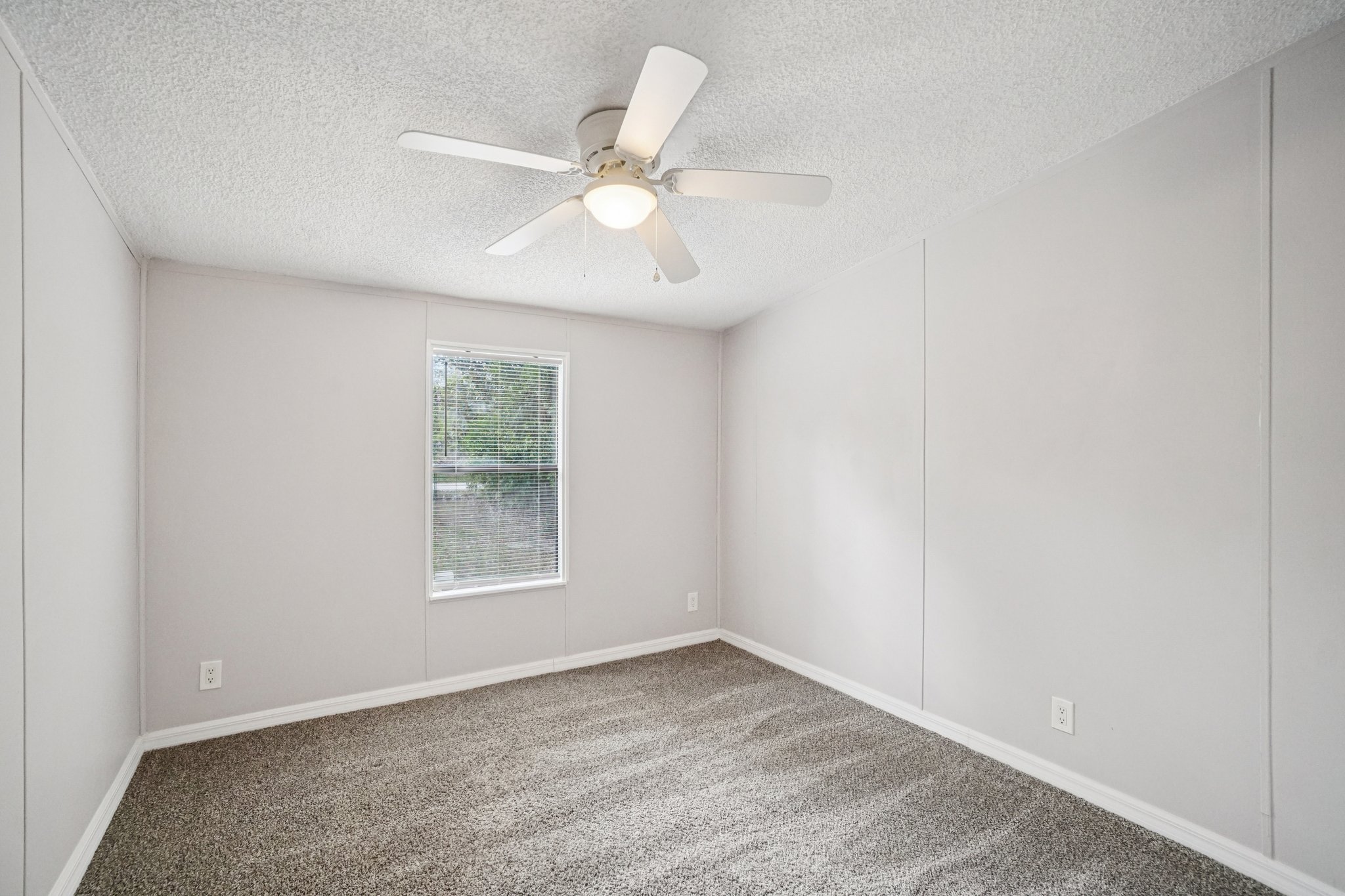 Korbus Rd-S0303-020.jpg