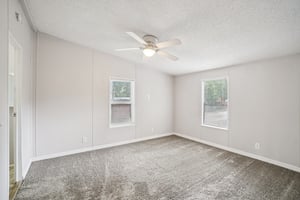 Korbus Rd-S0303-014.jpg