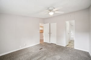 Korbus Rd-S0303-015.jpg