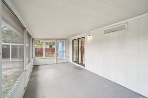 Korbus Rd-S0303-032.jpg