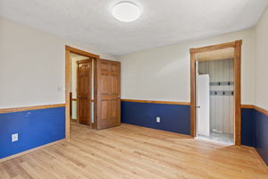  Photo 37