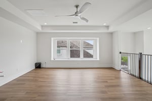 Medio Creek Dr-1206-039.jpg