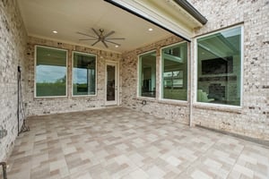 Medio Creek Dr-1206-052.jpg