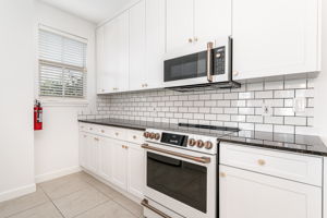 3960 N Flagler Dr, West Palm Beach, FL 33407, USA Photo 2