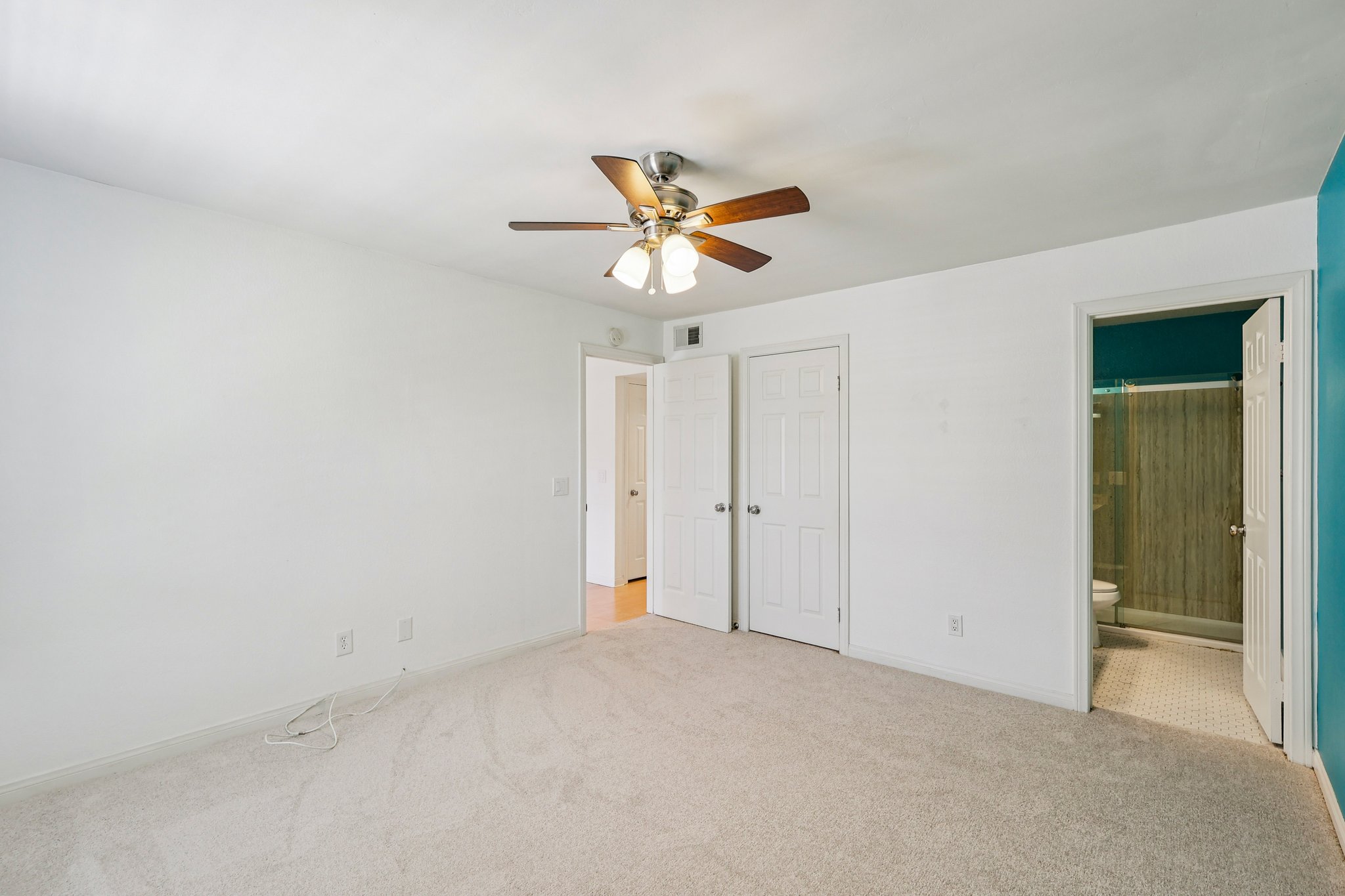 Eagle St 8-S1609-024.jpg