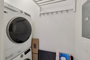 Eagle St 8-S1609-017.jpg
