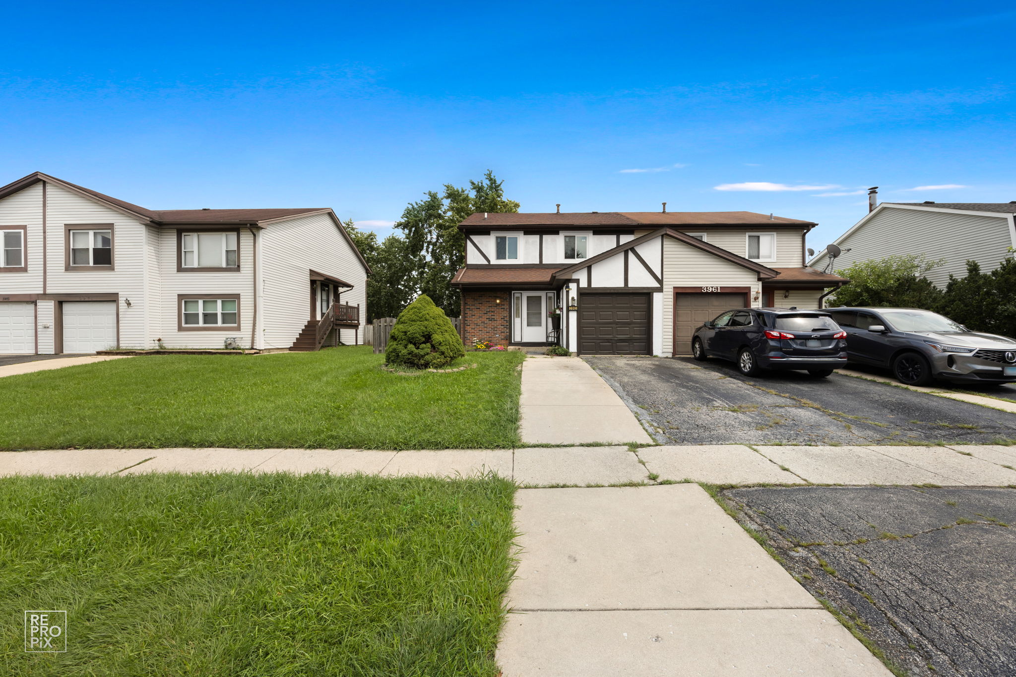 3963 Sandpiper Dr, Hanover Park, IL 60133_001