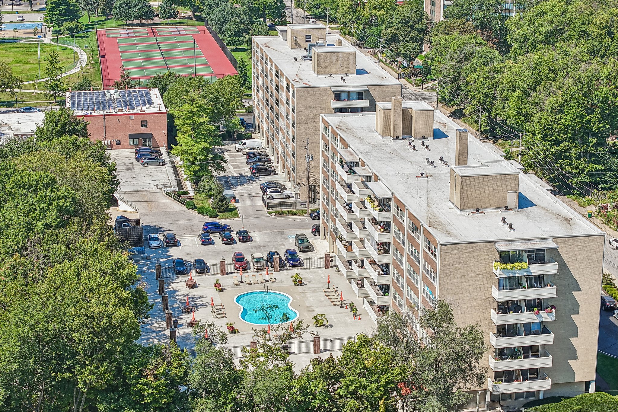 N Meridian St unit 6g-S0409-038.jpg