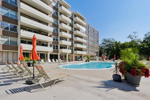 N Meridian St unit 6g-0409-927.jpg