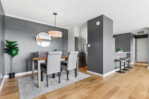 N Meridian St unit 6g-S0409-006.jpg