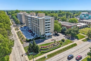 N Meridian St unit 6g-S0409-027.jpg