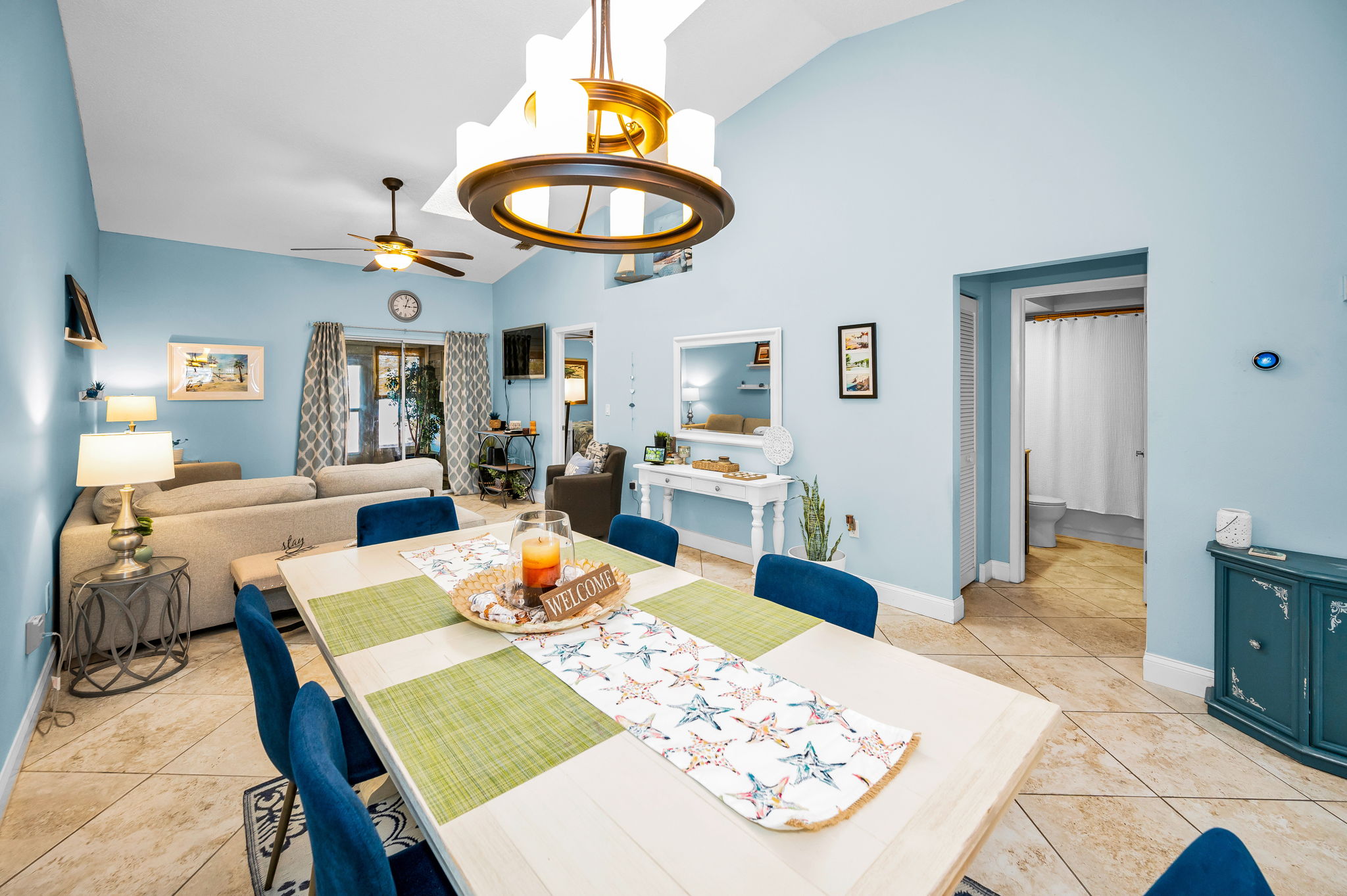 Dining Room3
