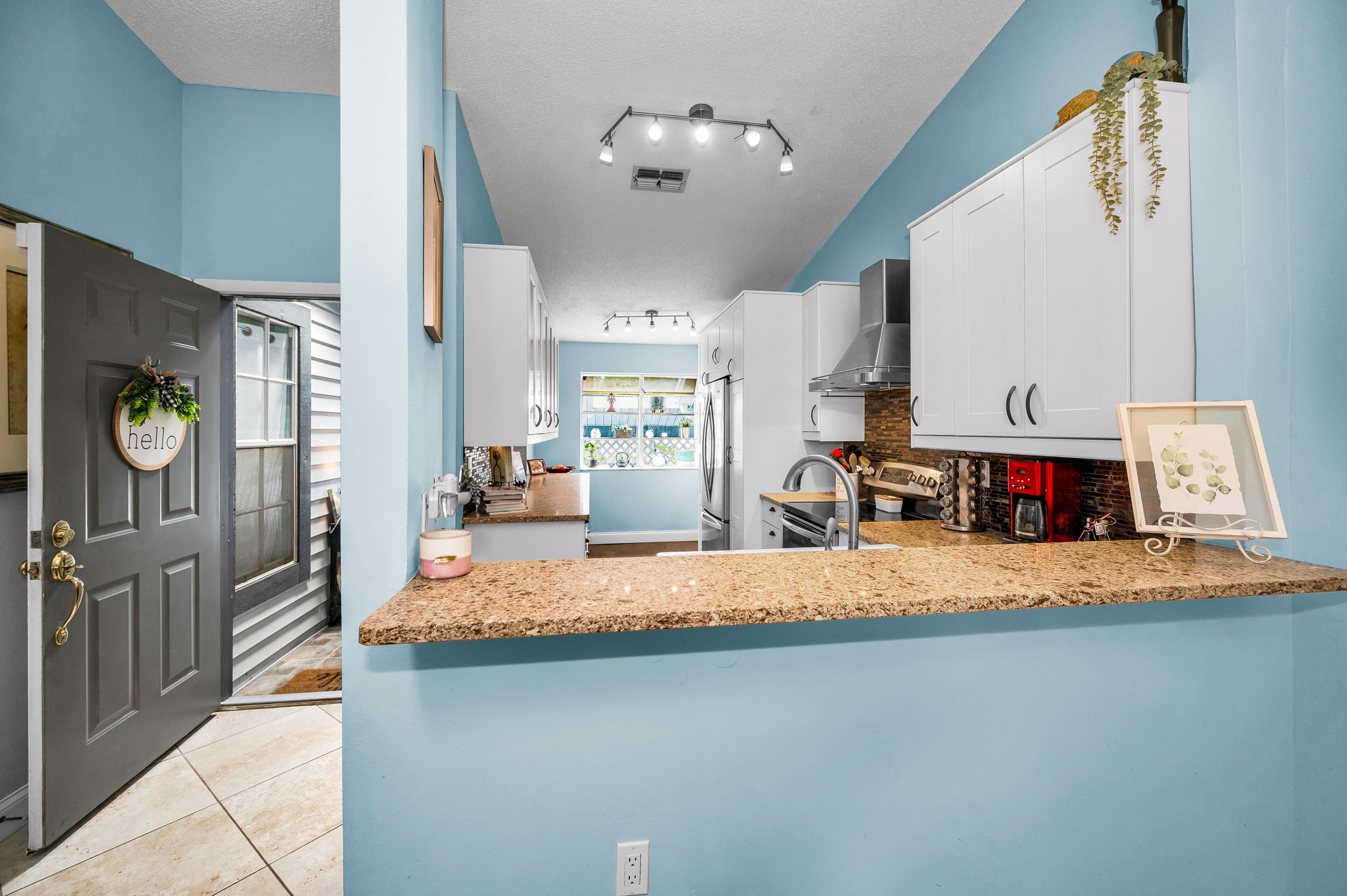 Kitchen12
