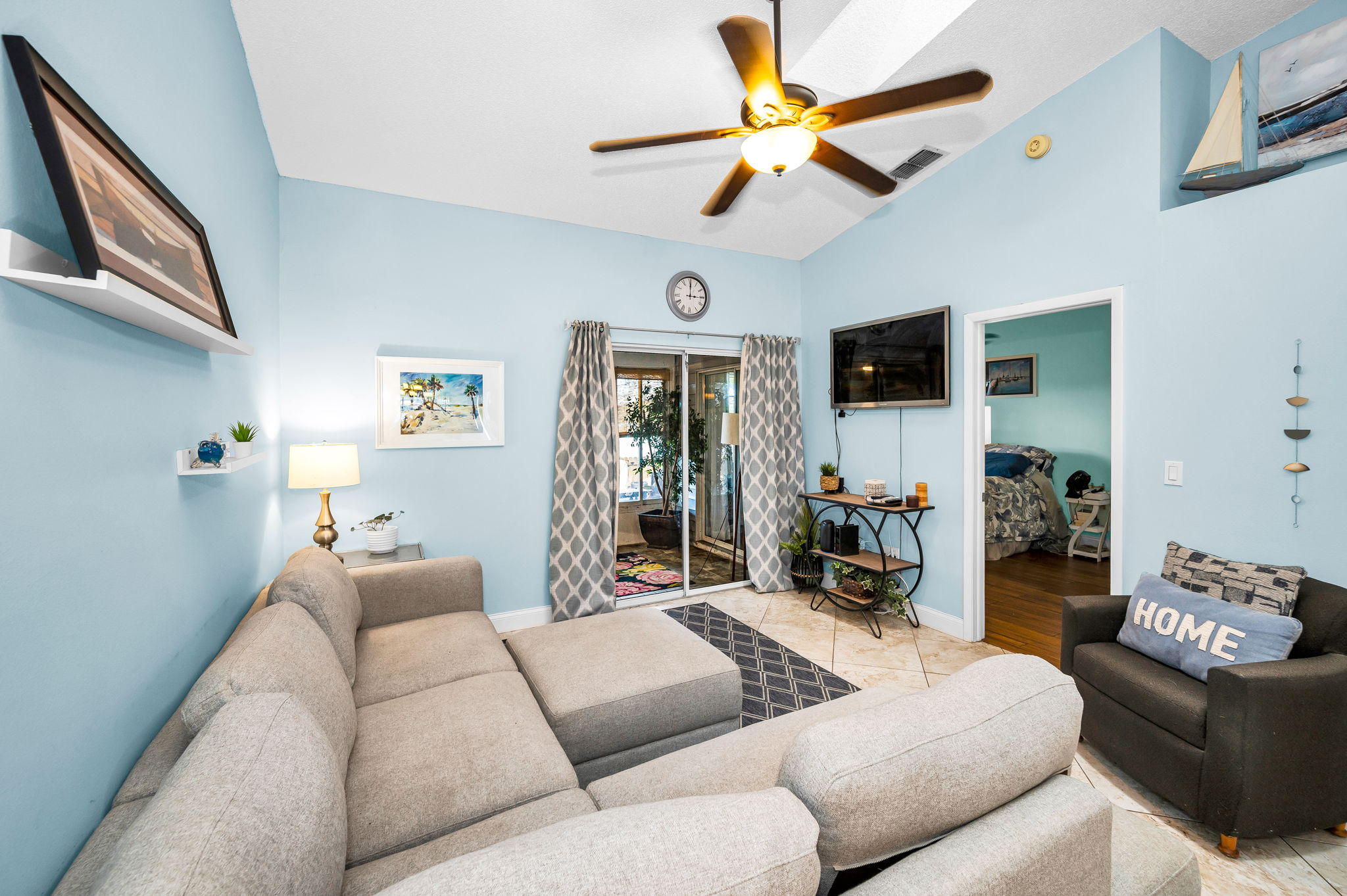 Living Room2
