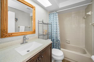 Bathroom2