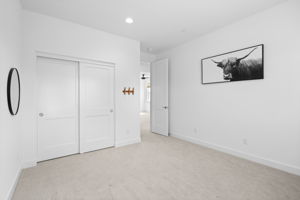  Photo 37