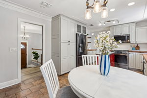 Kitchen/Breakfast Area