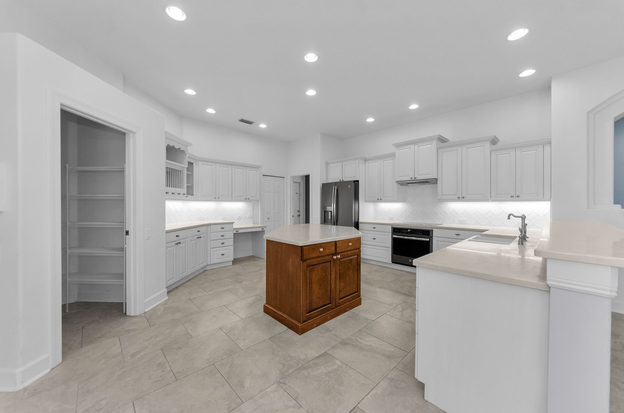 Kitchen 1