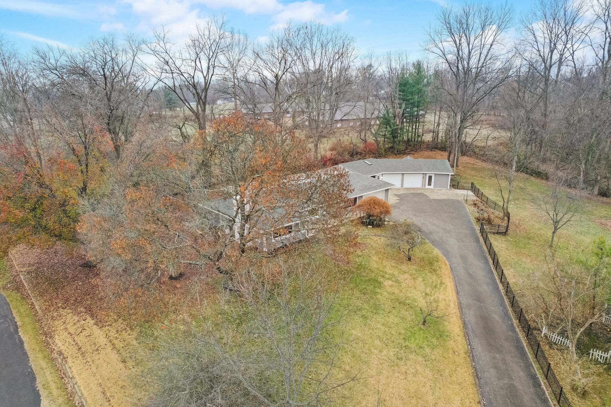 County Line Rd-044