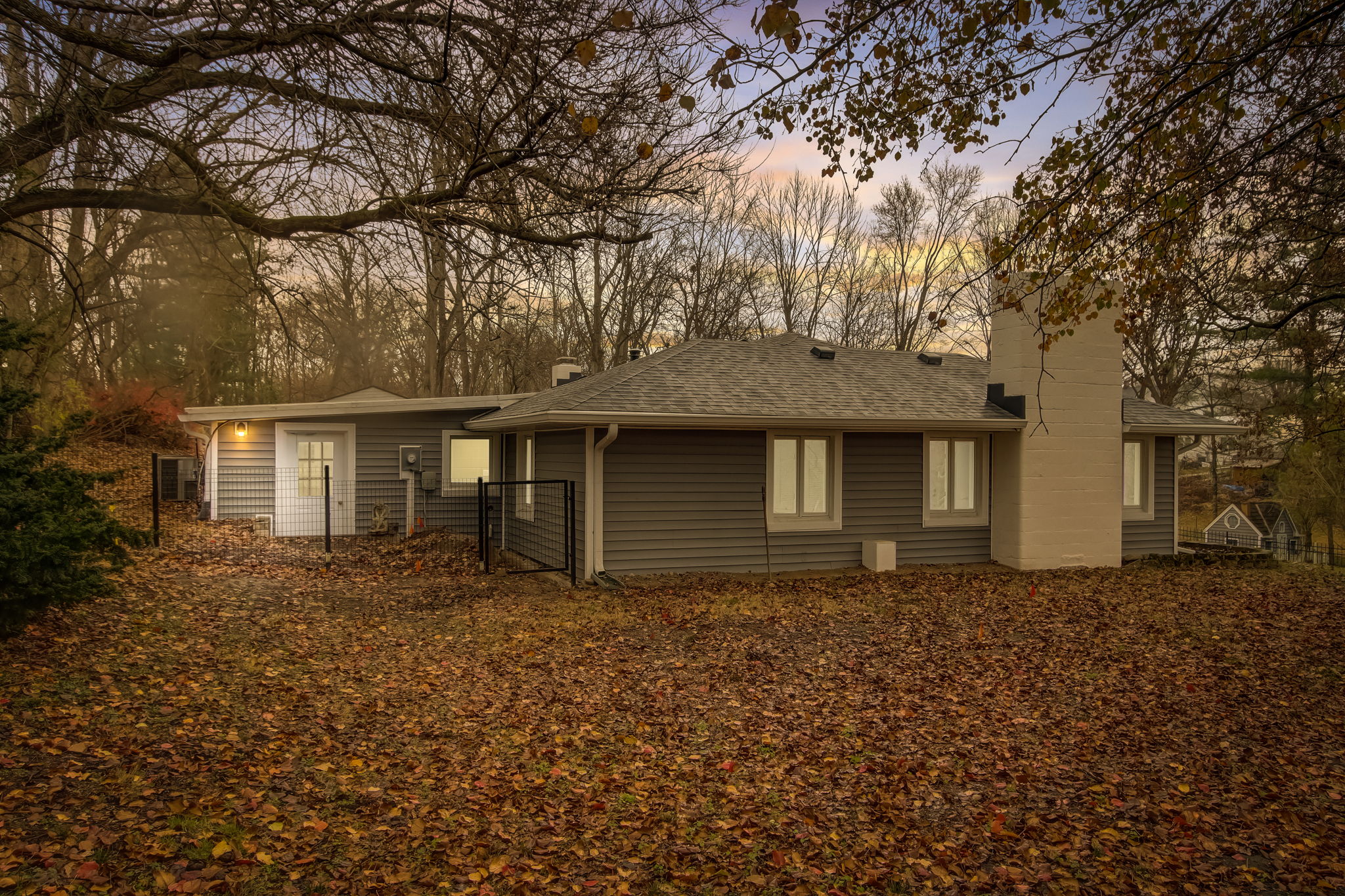 County Line Rd - VT-002