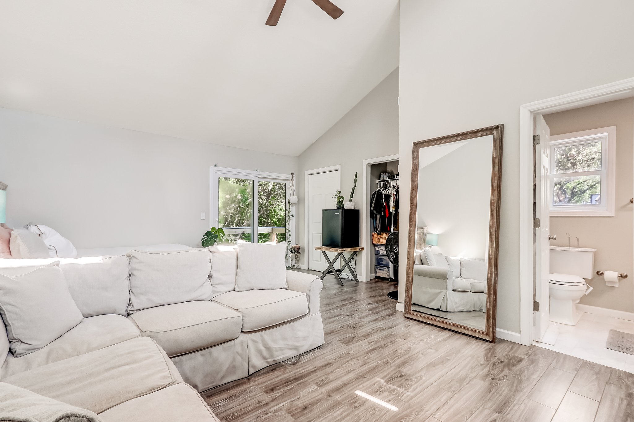 Master Bedroom Sitting Room