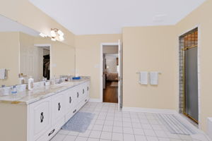  Photo 31