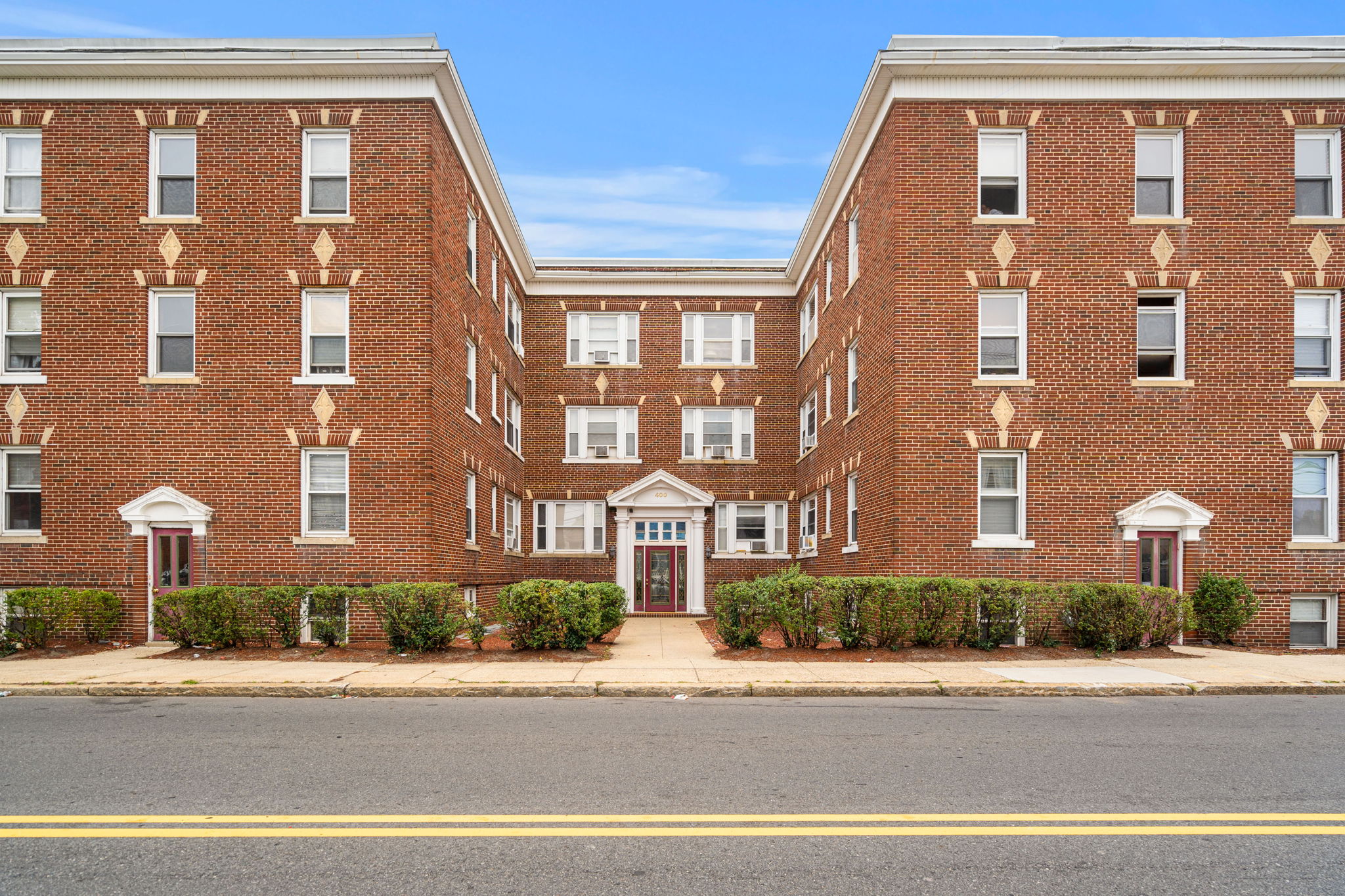 398 Andover St, Lawrence, MA 01843 Luxe Life Productions