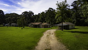  Photo 0