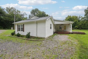 Old Douglas Rd-S1907-052.jpg