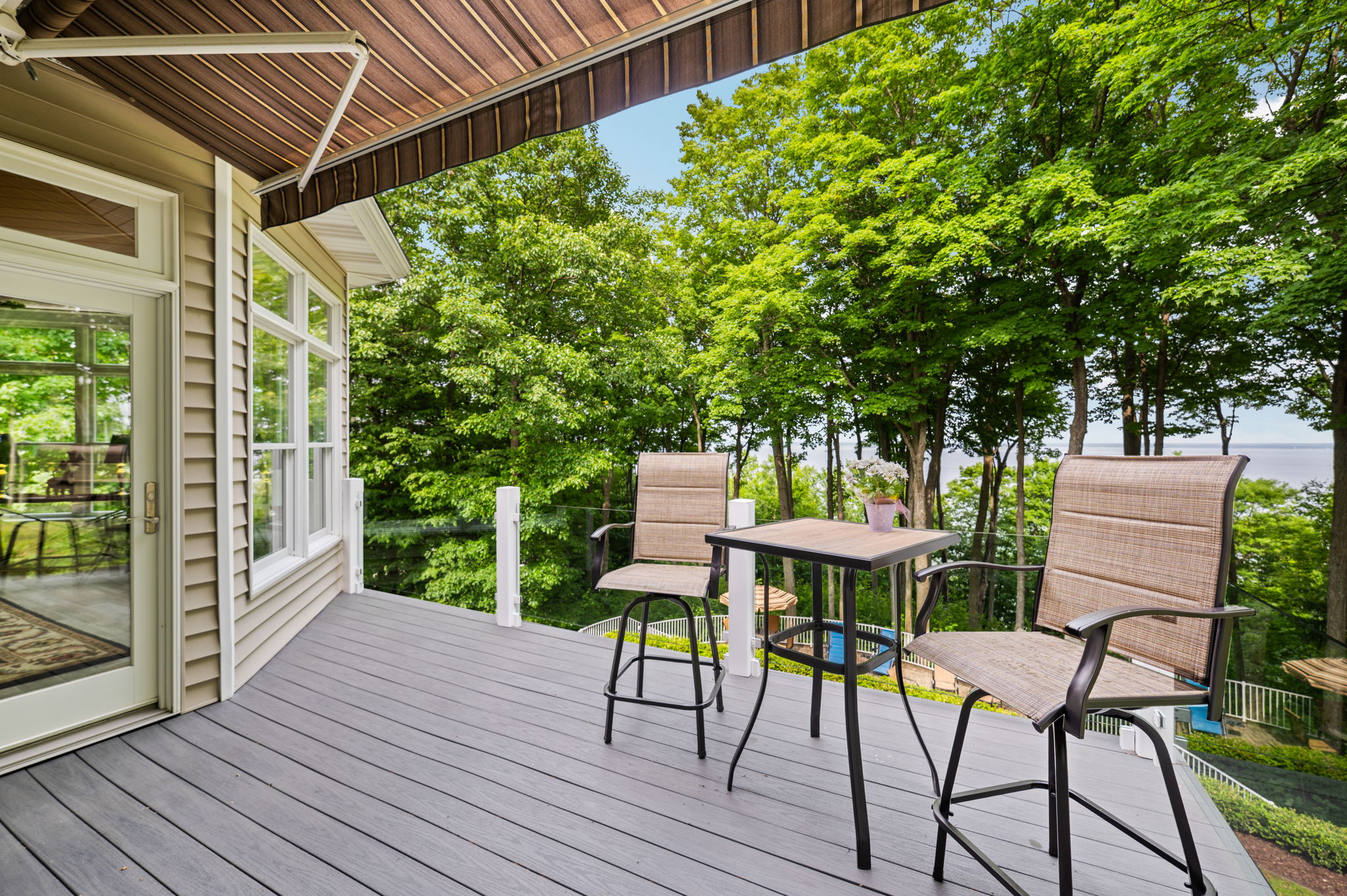 Main Floor Deck