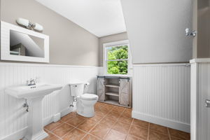 Bonus Room Bath