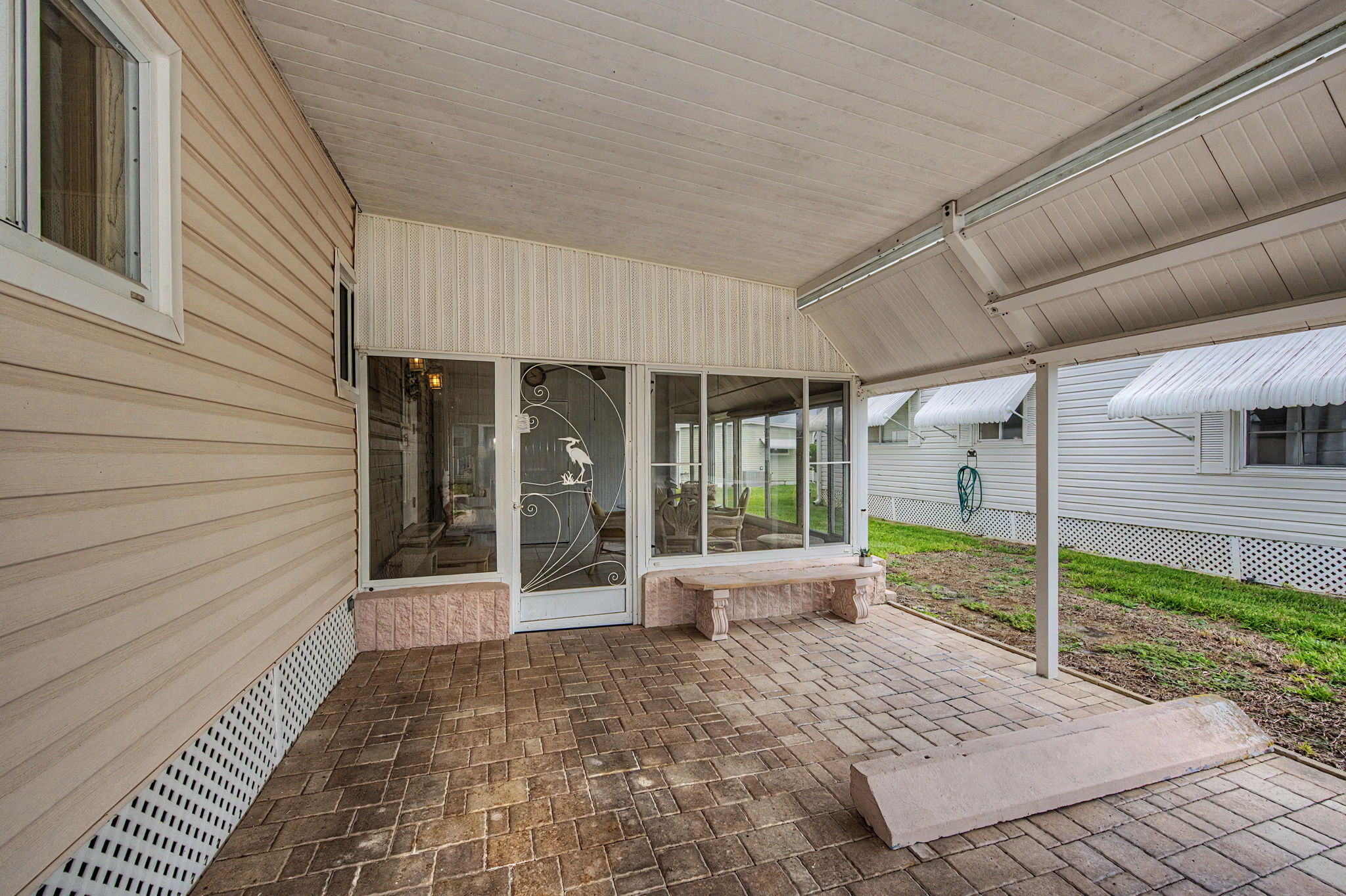 Car Port 2