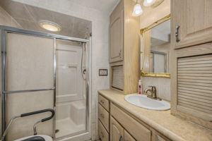 Bathroom 2a